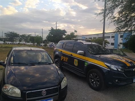 Prf Recupera Em Caruaru Carro Roubado Na Bahia — Polícia Rodoviária Federal