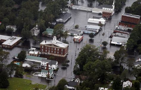 Flooding Fears Surge As Rivers Rise Wilmington Cut Off