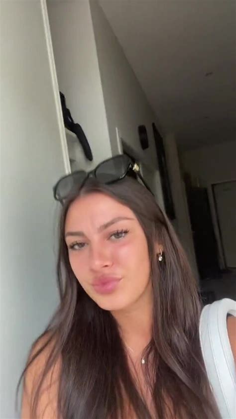 French Brunette ThisVid