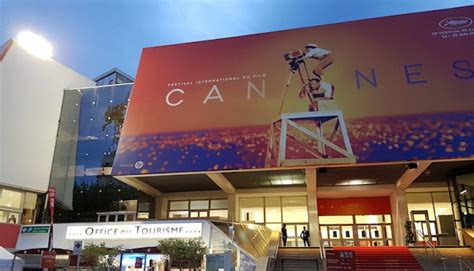 Sicilia Scandalo Per Una Mostra A Cannes Da Milioni Di Euro Box