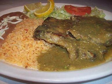 Chuletas En Salsa De Tomatillo Con Sal Y Azucar