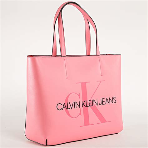 Calvin Klein Sac A Main Femme Sculpted Monogram 5521 Rose