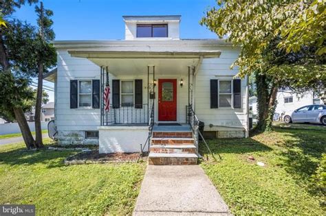 952 Avenue D, Langhorne, PA 19047 | 31 Photos - Movoto