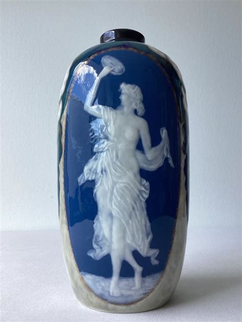 Camille Tharaud 1878 1956 Vase avec Elégante Catawiki