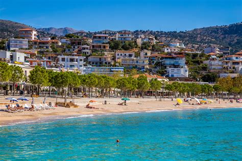 Albania Dove E Quando Farsi Il Bagno Temperatura Del Mare Mese Per