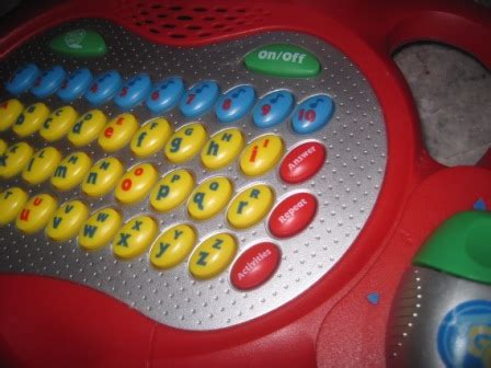 JuaiMurah: Vtech Thomas Laptop