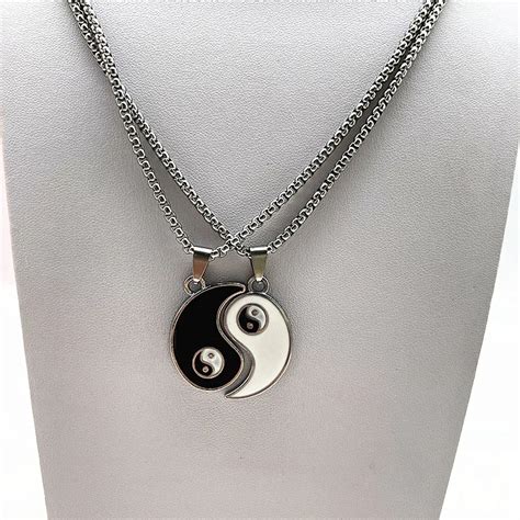 Collier de Couple avec pendentif Tai Chi 1 pièce pour amoureux