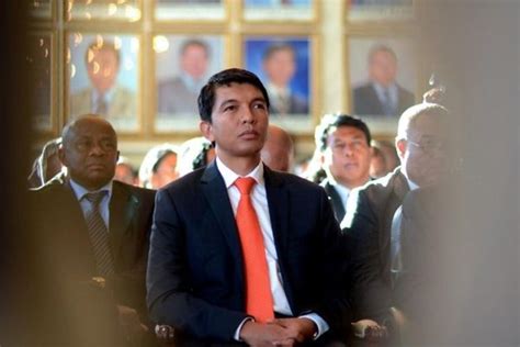 Madagascar Andry Rajoelina réélu président au premier tour