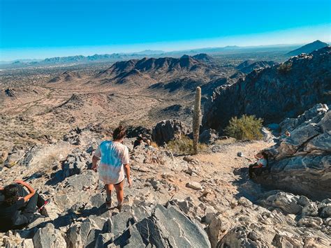 Hiking Piestewa Peak in Phoenix