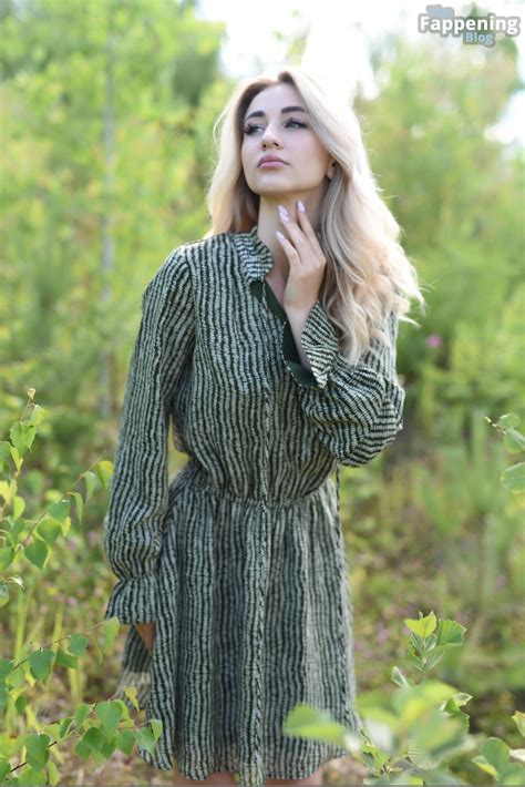 Ava List Nude Sexy Photos OnlyFans Leaked Nudes