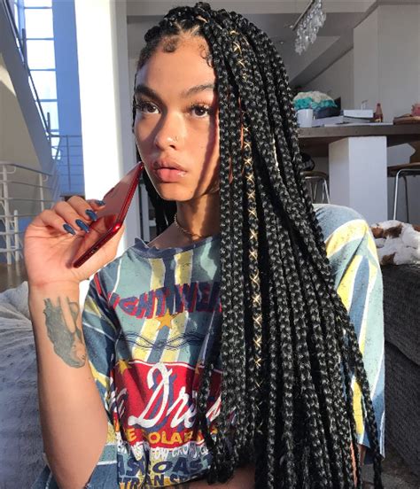 20 Trendy Ways To Style Your Box Braids For Summer 2022 Frohub