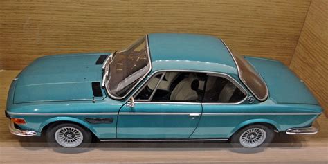 BMW 3 0 CSi E9 Coupe 1972 Minichamps 1 18