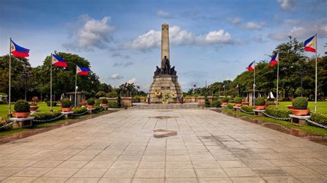 How Did the Philippines Gain Their Independence?