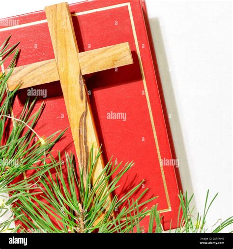 Flat Lay Bible Hi Res Stock Photography And Images Alamy