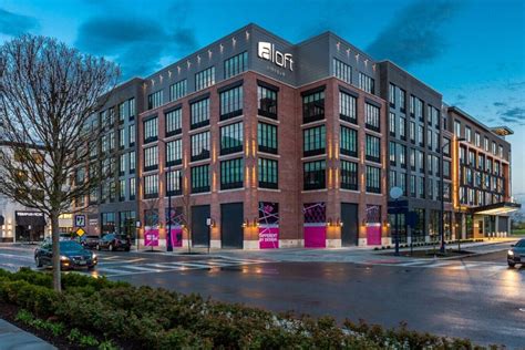 Aloft Hotel - Easton Town Center — Design Collective