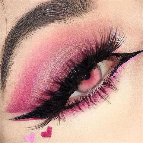 Pin By Yare Goode On Draculaura Aesthetic Monster High Makeup