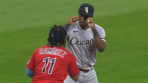 Tim Anderson Jose Ramirez Throw Punches In Benches Clearing Brawl