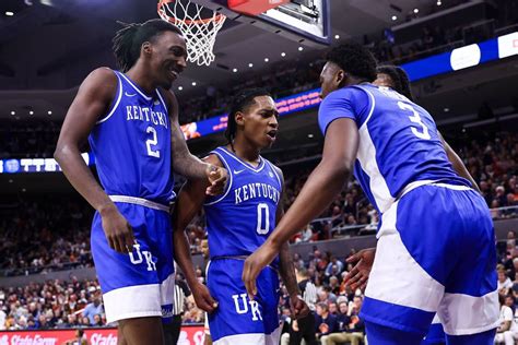 Kentucky basketball gets upset win over No. 13-ranked Auburn ...