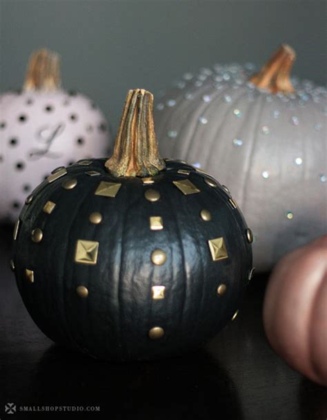 How To Dress Up A Pumpkin 8 Easy And Chic Pumpkin Dress Up Ideas