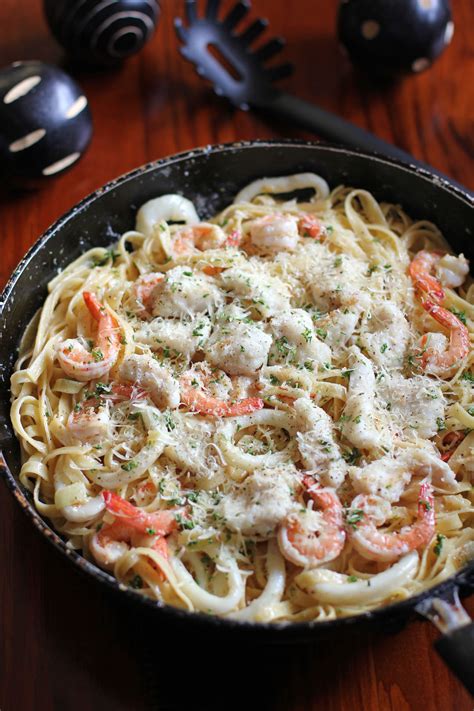 Seafood Fettuccine Alfredo