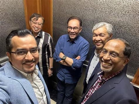 Gps Pledges To Back Federal Unity Govt Confirms Secretariat Head Asyraf