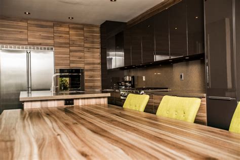 Contemporary Earth Tone Kitchen | Home Trends Magazine