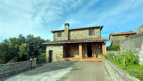 Casa Di Paese In Vendita A Coreglia Antelminelli Mediavalle Lucca