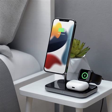 แท่นชาร์จไร้สาย Satechi Magnetic 3 In 1 Wireless Charging Stand สี