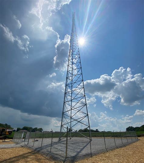 M Tubular Steel Lattice Telecommunication Antenna Tube Tower