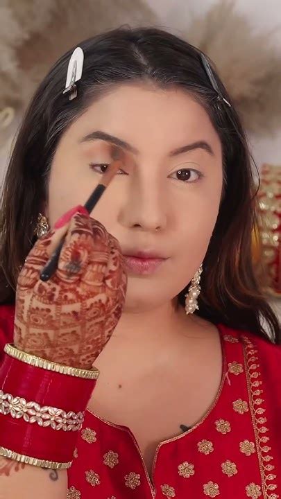 1st Karwa Chauth Makeup Look Simple And Elegant Makeup Look For Karwa