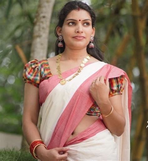 Resmi R Nair As Glamour Bride Photoshoot Telugu Actress Gallery