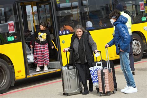 Fl Chtlingsrat Was Im Umgang Mit Gefl Chteten Falsch L Uft