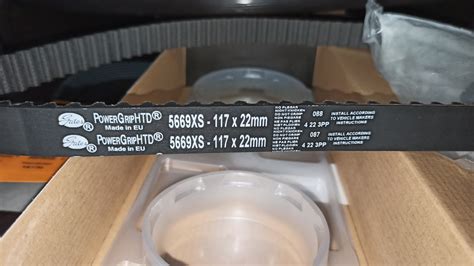 Подготовка к замене ГРМ — Ford Focus Hatchback II, 1,6 л, 2011 года ...