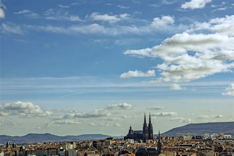 CLERMONT FERRAND ET LE PARC DE MONTJUZET C GP 150322 IMG Flickr