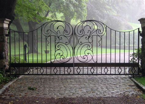 Whats The Best Material For Your Entry Gate Tri State Gate Blog