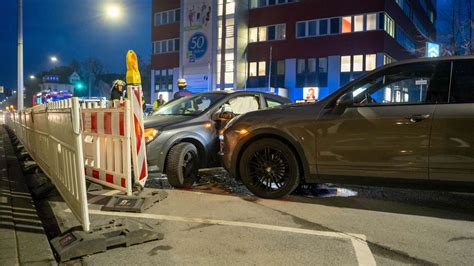 Unfälle auf Werler Straße in Hamm Erneut Porsche geschrottet