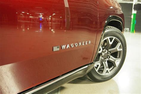 2022 Jeep Wagoneer: Boxy and bold - CNET