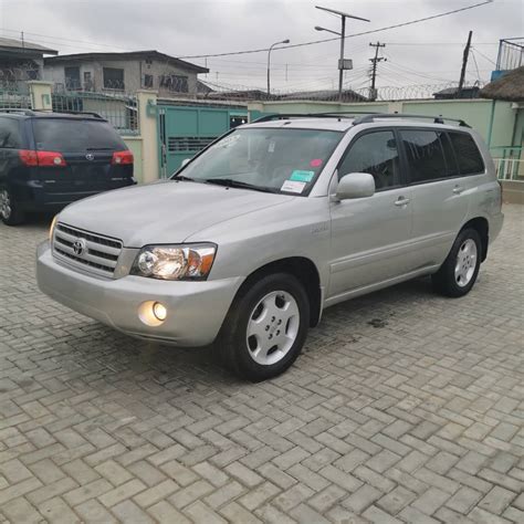 2005 Model Toyota Highlander Limited Edition Toks Full Option - Autos - Nigeria