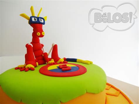 Animal Mechanicals - Komodo | Cake, Cake design, Desserts