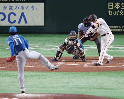 【巨人】坂本勇人が現役最多更新の通算427二塁打 歴代5位の日本ハム稲葉gmまであと2 プロ野球写真ニュース 日刊スポーツ