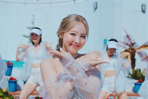 Twice Nayeon Pop Mv Screencaps 4k K Pop Database