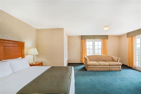 Ramada by Wyndham Flagstaff East | Flagstaff, AZ Hotels