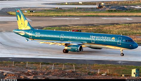 Vn A Airbus A Vietnam Airlines Huy Do Jetphotos