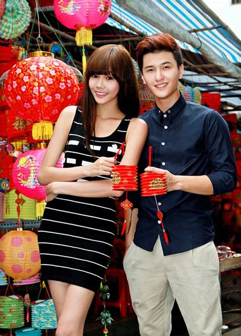 Hot boy HUỲNH ANH hẹn hò Hoàng Oanh HOT BOY HUYNH ANH HEN HO HOANG OANH
