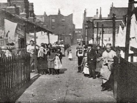 Typical Street Early S East End Old London Old Photos East End