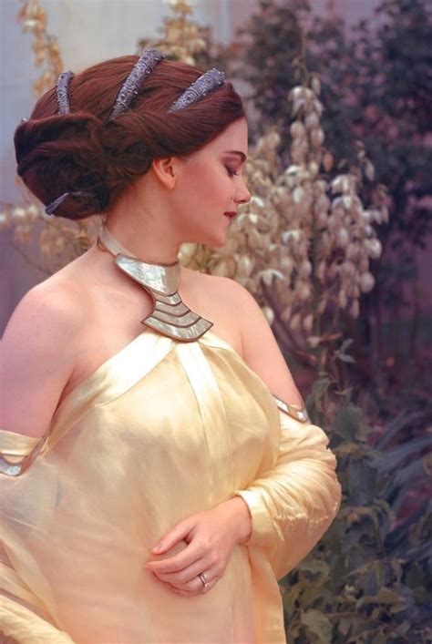 Padmé Lake Gown Wig Grimilde Malatesta