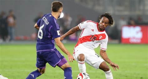 Selección Peruana André Carrillo y el respaldo a Juan Reynoso La