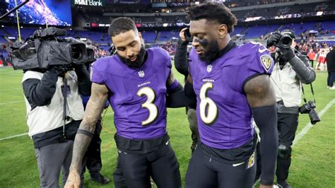 Odell Beckham Jr Comforts Tearful Lamar Jackson Zay Flowers After