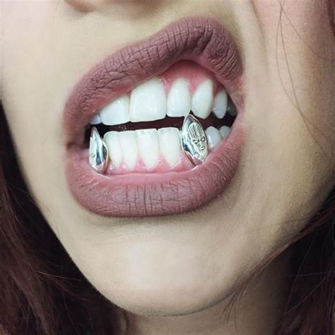 Vampire Fang Grillz In 2023 Grillz Fang Grillz Vampire 59 OFF