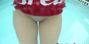 Hooters Teen Face Spunked Porn Videos